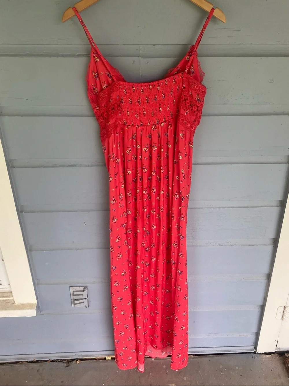 Free People Out & About Red Maxi Slip Dress
New with tags Sz Large - Picture 5 of 6